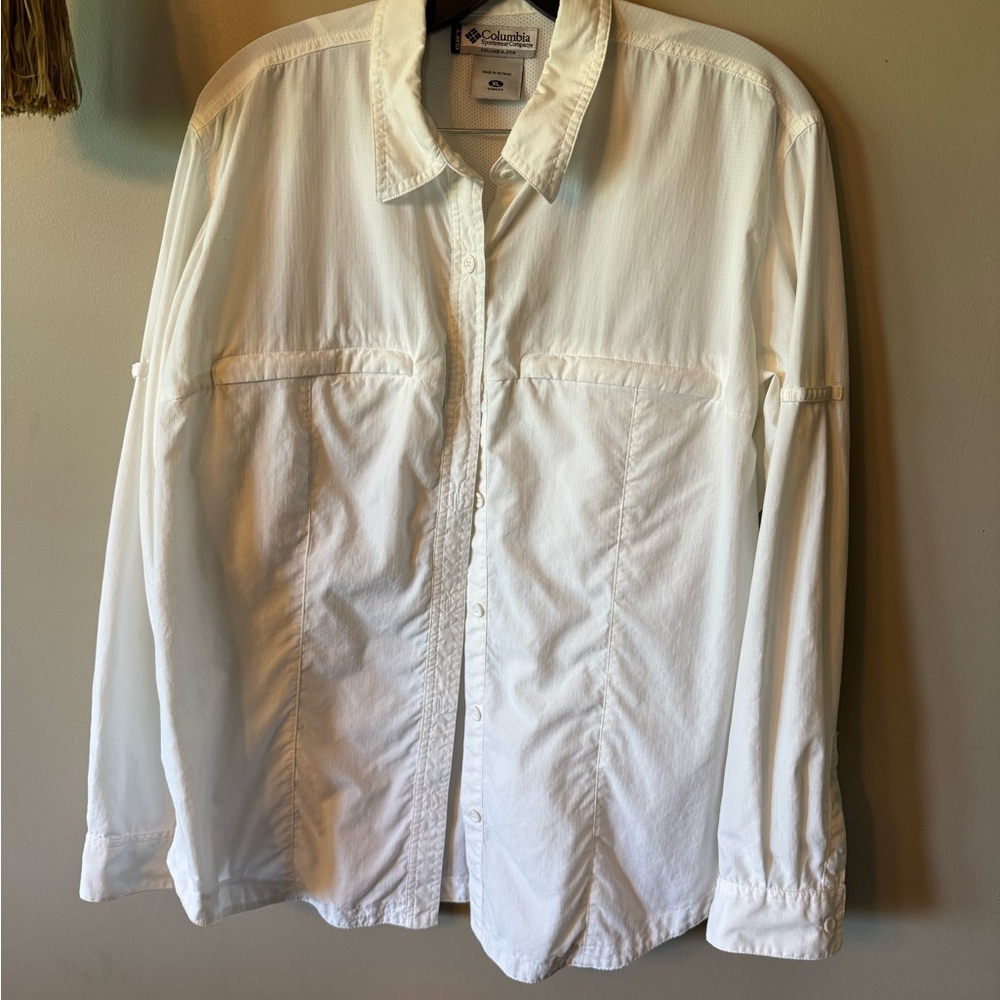 Columbia White Button Down Shirt Lightweight